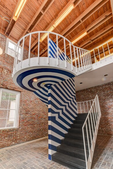 220 E Forsyth St, Jacksonville, FL à louer - Photo du bâtiment - Image 2 de 11