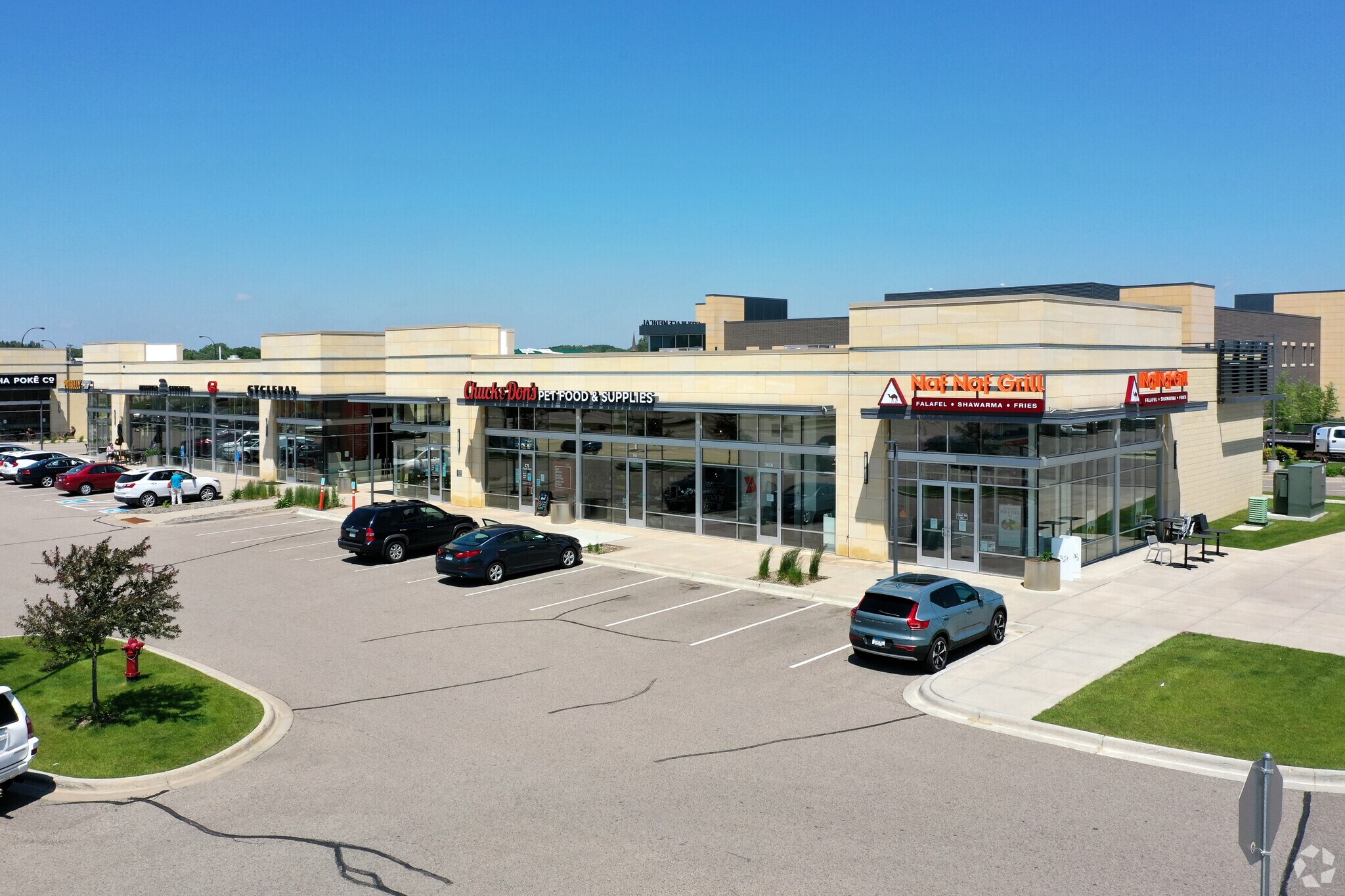 265 Radio Dr, Woodbury, MN à louer Photo du bâtiment- Image 1 de 3