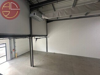 Plus de détails pour Industriel à louer