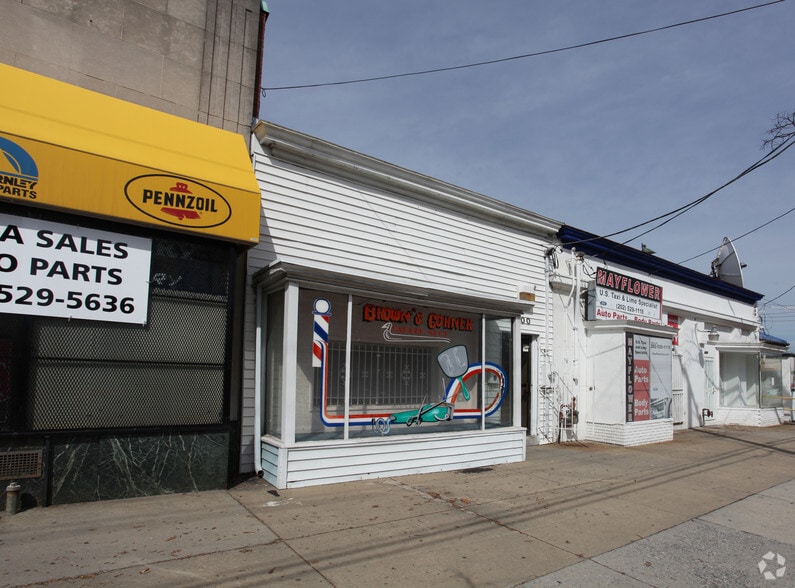 2100 Rhode Island Ave NE, Washington, DC for lease - Building Photo - Image 2 of 20