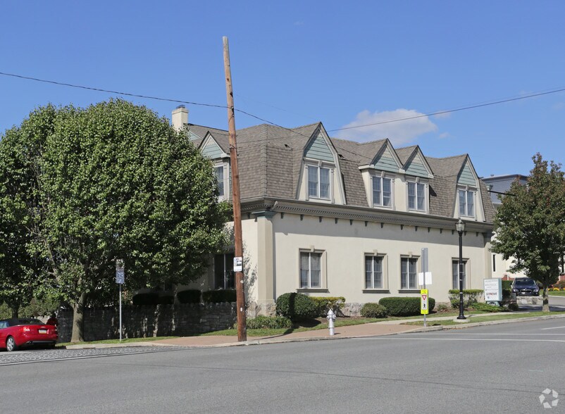 500 Fayette St, Conshohocken, PA à louer - Photo du bâtiment - Image 3 de 6