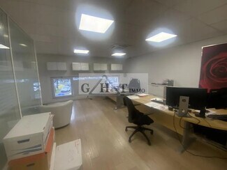 Plus de détails pour Bureau, Industriel à louer