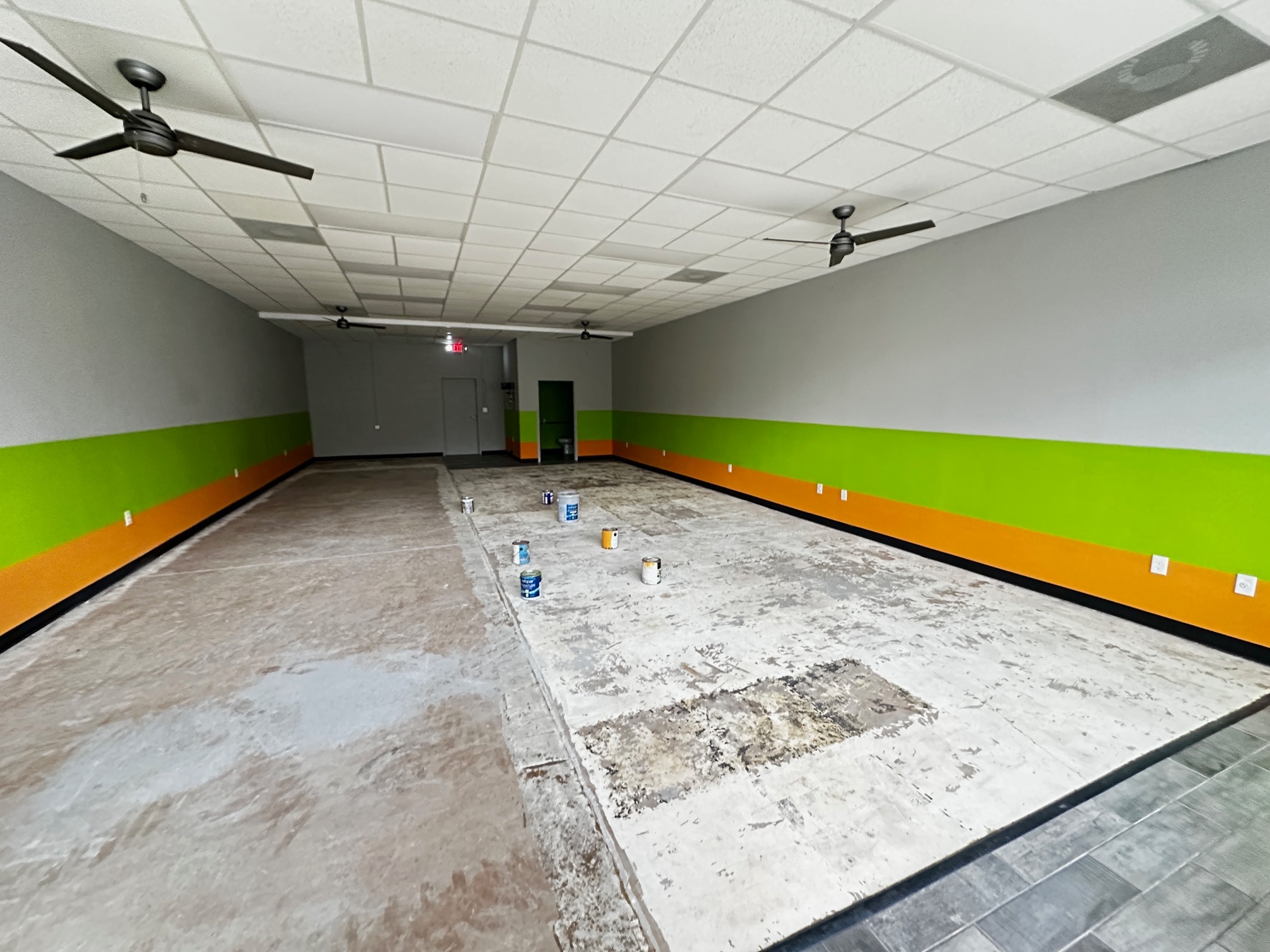 7768 Cumming Hwy, Canton, GA for lease Interior Photo- Image 1 of 1