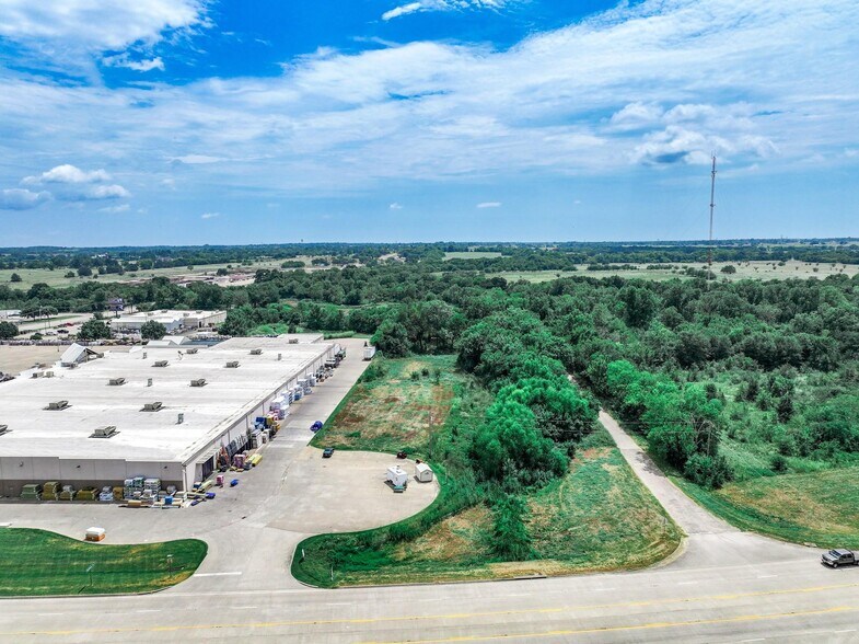 20 Acres Broadway Street, Sulphur Springs, TX à vendre - Photo du bâtiment - Image 3 de 20