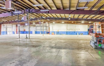 31 Tosca Dr, Stoughton, MA à louer Photo intérieure- Image 2 de 3