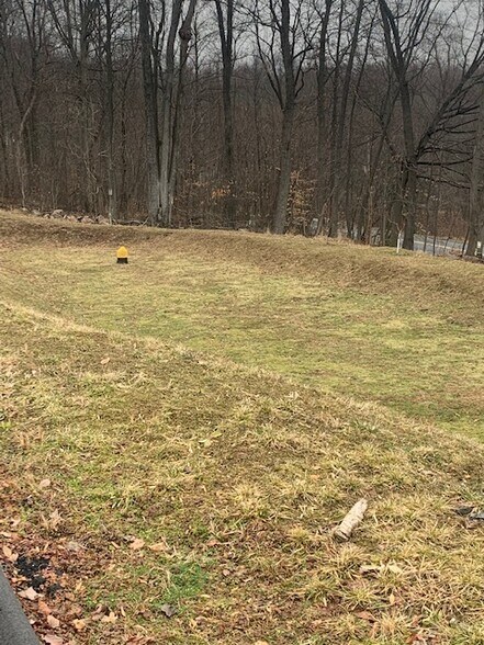 1646 Chestnut Hill Rd, Morgantown, PA à louer - Photo du bâtiment - Image 2 de 17