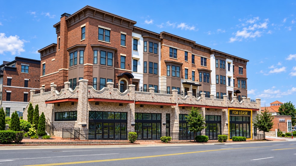 239 Maple W ave, Vienna, VA for lease - Primary Photo - Image 1 of 6