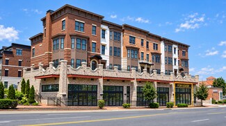 Plus de détails pour 239 Maple W ave, Vienna, VA - Commerce de détail à louer