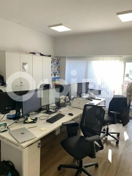 Bureau dans Pessac à louer - Photo du bâtiment - Image 2 de 6