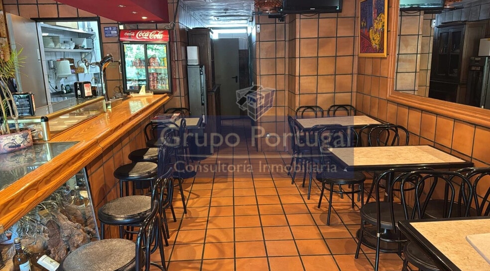 Multifamily in Madrid, Madrid for sale - Interior Photo - Image 2 of 6