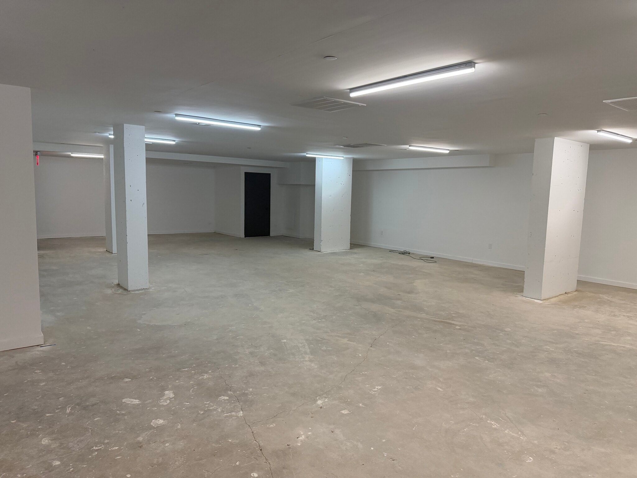 100 S 9th St, Brooklyn, NY for lease Primary Photo- Image 1 of 4