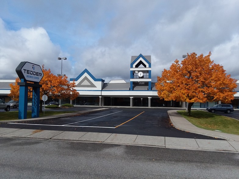 4300 W Riverbend Ave, Post Falls, ID for lease - Building Photo - Image 1 of 1