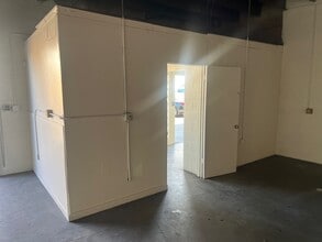 1919 Leafdale Ave, South El Monte, CA for lease Interior Photo- Image 2 of 3