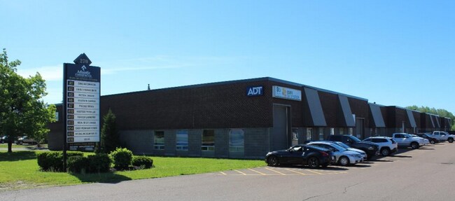 Plus de détails pour 270 Baig Blvd, Moncton, NB - Bureau, Industriel à louer
