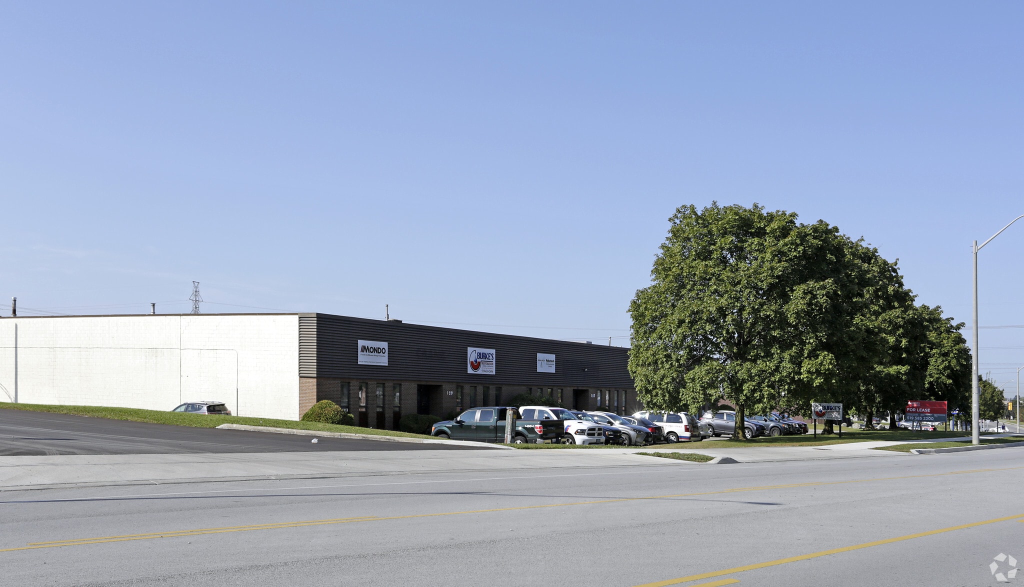 127 Sheldon Dr, Cambridge, ON for lease Primary Photo- Image 1 of 5