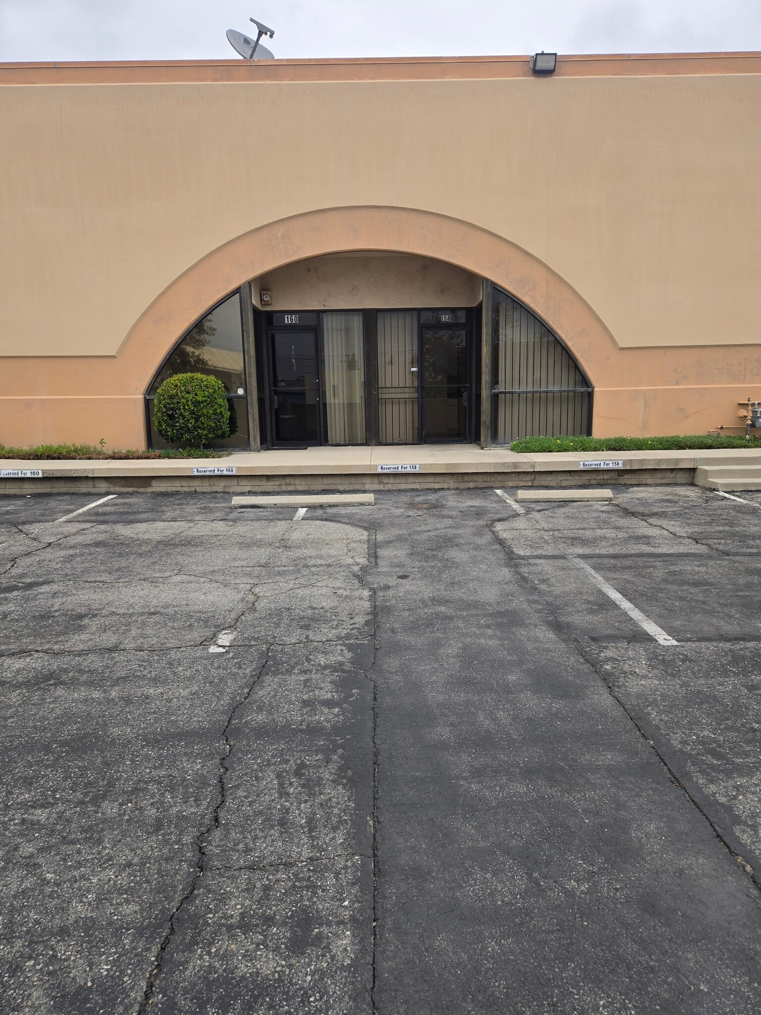 158 W Pomona Ave, Monrovia, CA for lease Building Photo- Image 1 of 1
