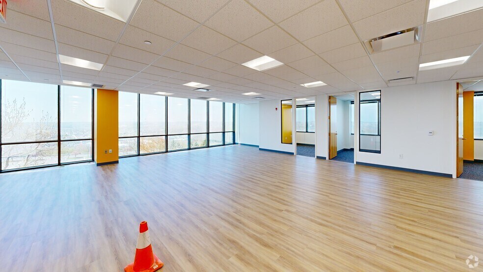 730 Holiday Dr, Pittsburgh, PA à louer - Numérisation 3D de Matterport - Image 2 de 74