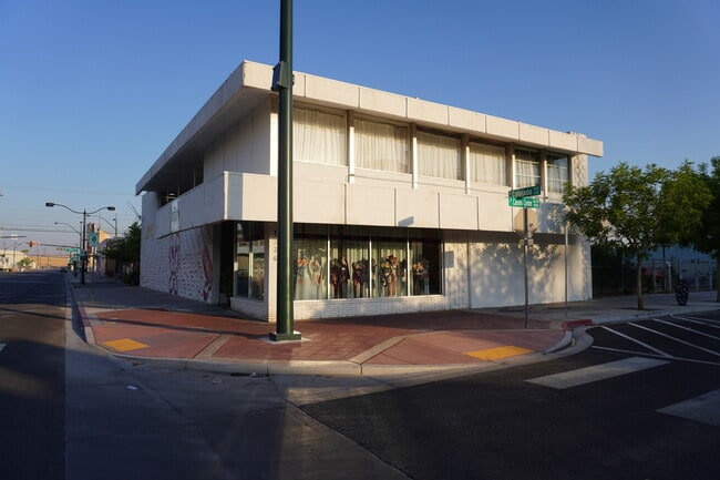 More details for 1228 S Casino Center Blvd, Las Vegas, NV - Retail for Lease