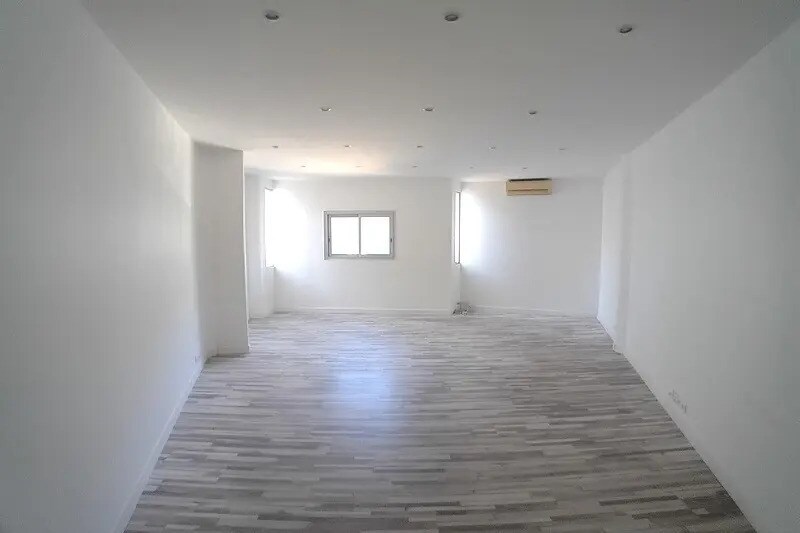 Office in Saint-Jean-de-Védas for lease - Building Photo - Image 2 of 8