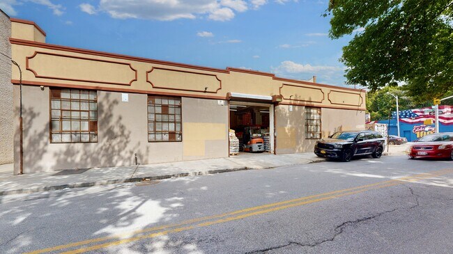 Plus de détails pour 1801 Decatur St, Flushing, NY - Industriel à vendre
