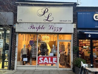 Plus de détails pour 1378 High Rd, Londres - Commerce de détail à louer