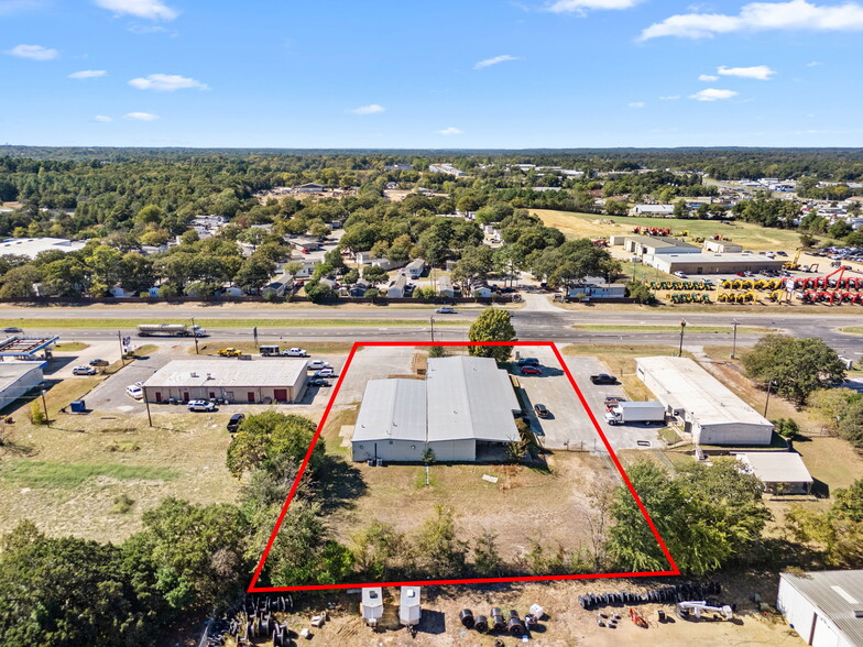 3401 NNE Loop 323, Tyler, TX à vendre - Photo du bâtiment - Image 2 de 45