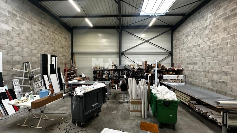 Flex dans Cailloux-sur-Fontaines à louer - Photo intérieure - Image 3 de 7