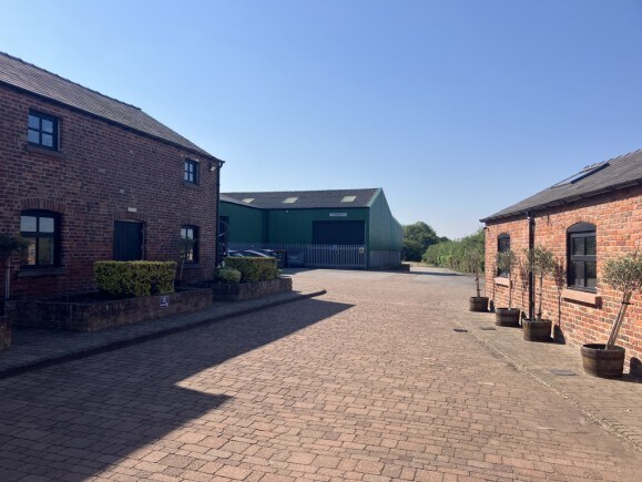 Ramsbrooke Lane, Widnes à vendre - Photo du bâtiment - Image 3 de 16