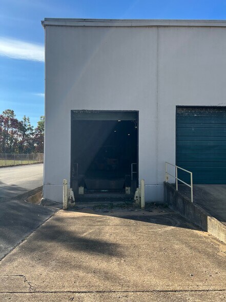 153 Rosedale, Jackson, TN à louer - Photo du bâtiment - Image 2 de 4