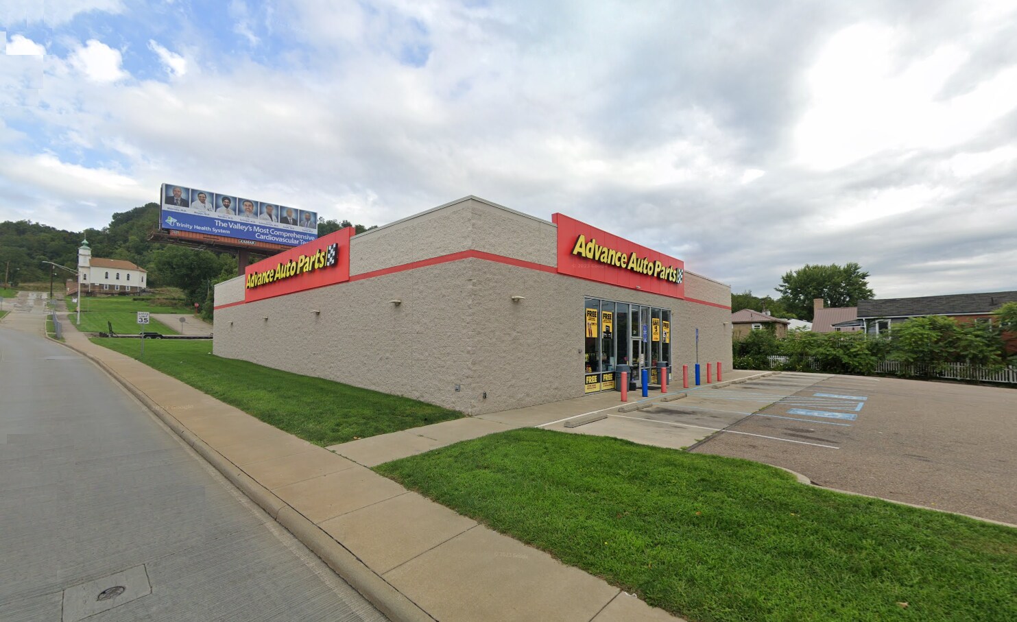 201 N 7th St, Steubenville, OH à louer Photo principale- Image 1 de 2