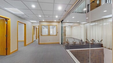 300-310 Main St, Worcester, MA for lease Aerial- Image 1 of 14