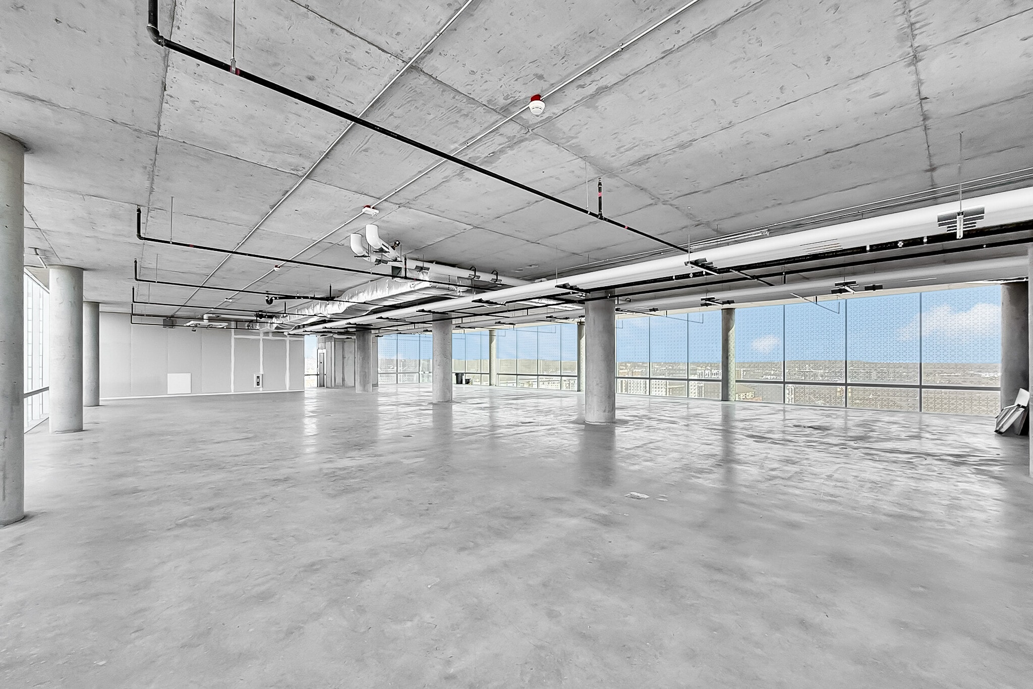 500 S Clinton St, Iowa City, IA for lease Building Photo- Image 1 of 3