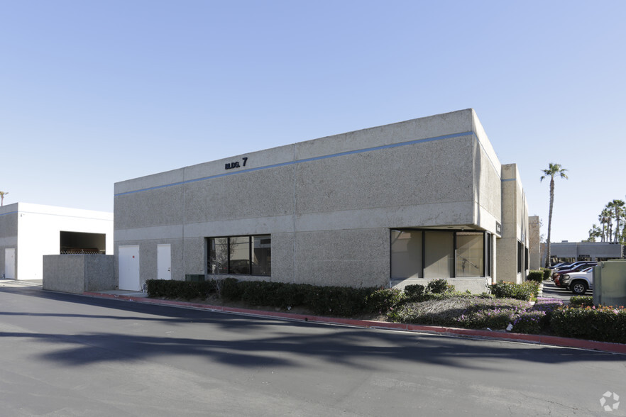 17150 Newhope St, Fountain Valley, CA for lease - Building Photo - Image 3 of 11