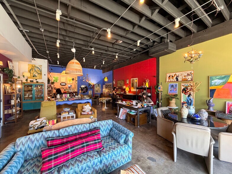 3037-3041 W Sunset Blvd, Los Angeles, CA à louer - Photo du bâtiment - Image 3 de 8