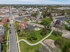 90 S Main St, Hartford, WI - Aérien Vue de la carte - Image1