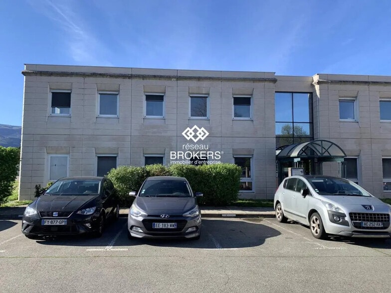 Office in Échirolles for lease - Building Photo - Image 1 of 17