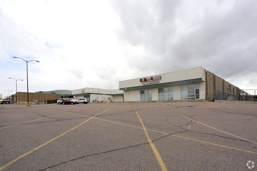 20-30 Widefield Blvd, Colorado Springs, CO à vendre - Photo du bâtiment - Image 2 de 19