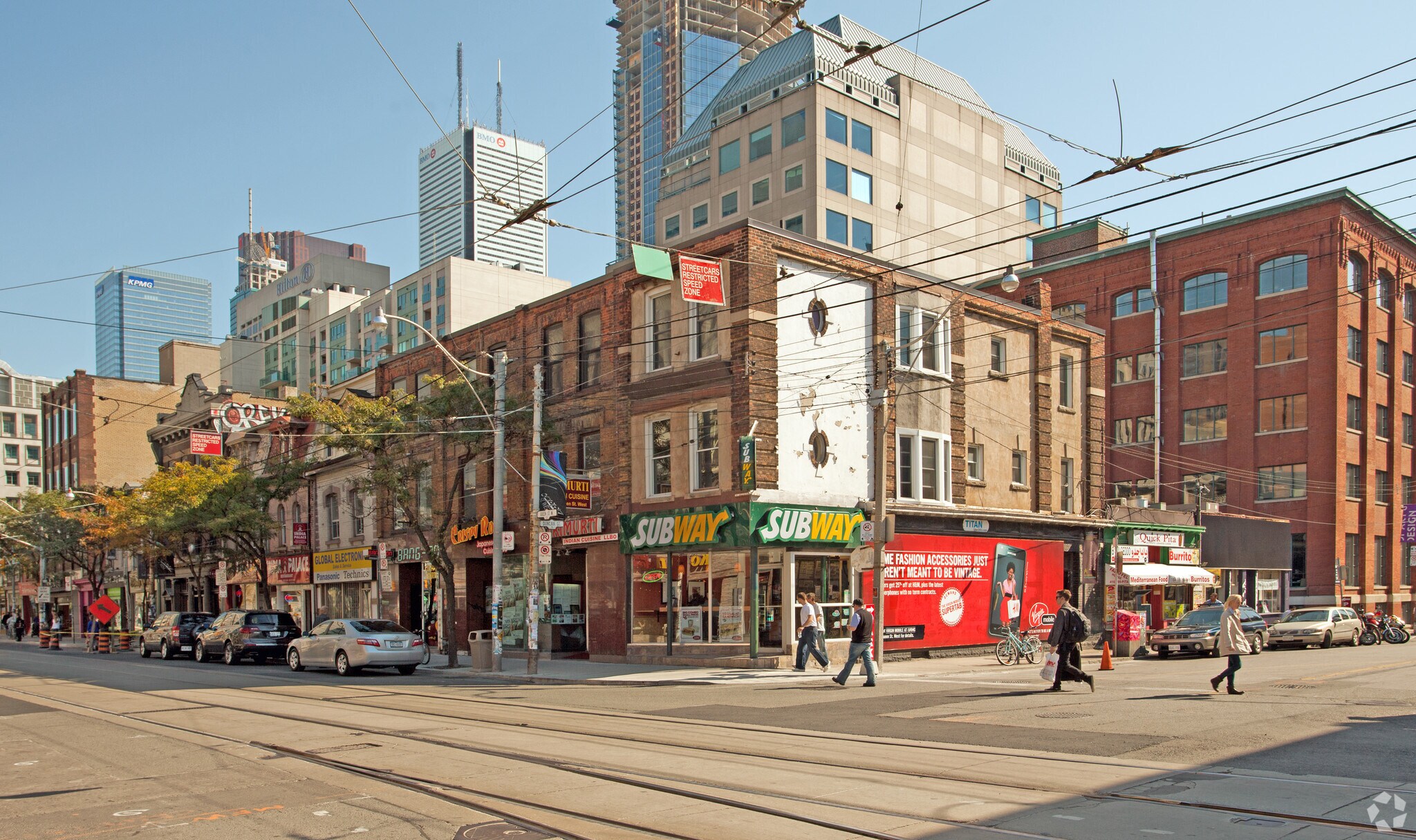 261-267 Queen St W, Toronto, ON à vendre Photo principale- Image 1 de 1