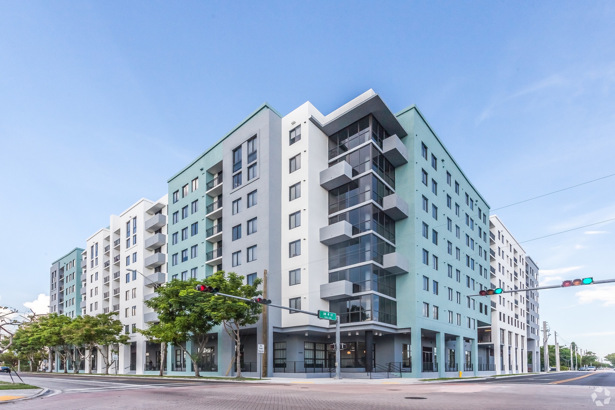 10899 SW 4th St, Miami, FL for lease Primary Photo- Image 1 of 4