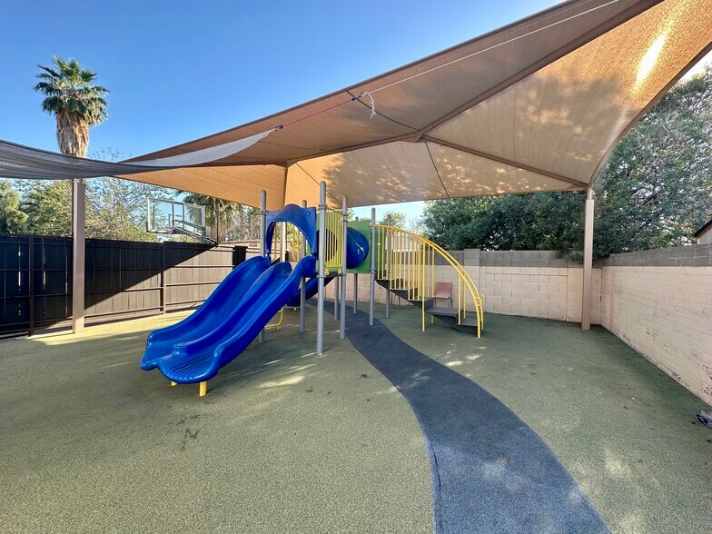 7115 N 55th Ave, Glendale, AZ à vendre - Photo du bâtiment - Image 2 de 5