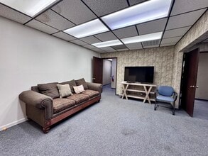 1593 Beltline Rd, Redding, CA for lease Interior Photo- Image 2 of 10