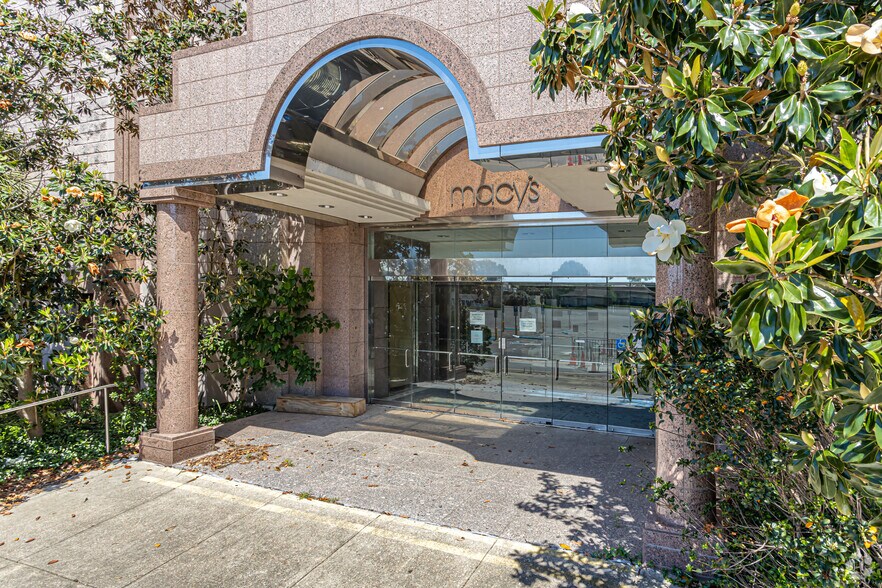 1401 W Esplanade Ave, Kenner, LA à vendre - Photo du bâtiment - Image 2 de 6