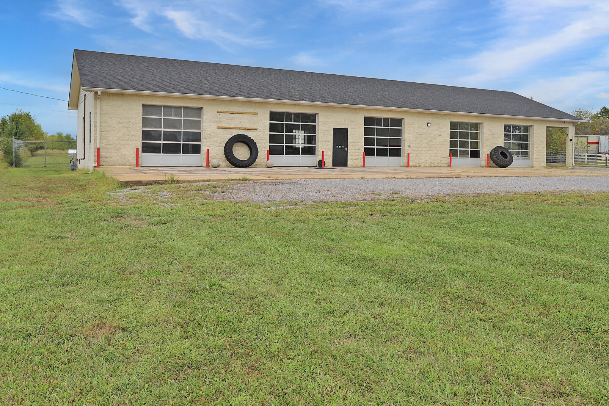 1184 Poor Farm Rd, Murray, KY for sale Building Photo- Image 1 of 22