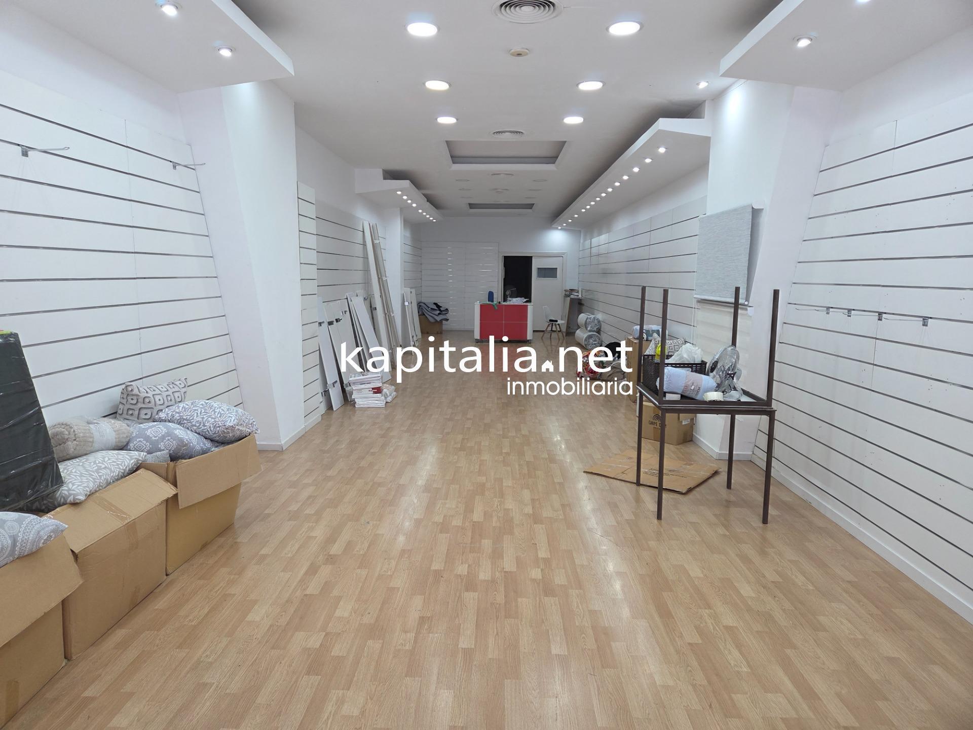 Retail in Ontinyent, Valencia for lease Interior Photo- Image 1 of 11