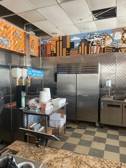 7034 S Harlem Ave, Bridgeview, IL à louer - Photo du bâtiment - Image 3 de 4