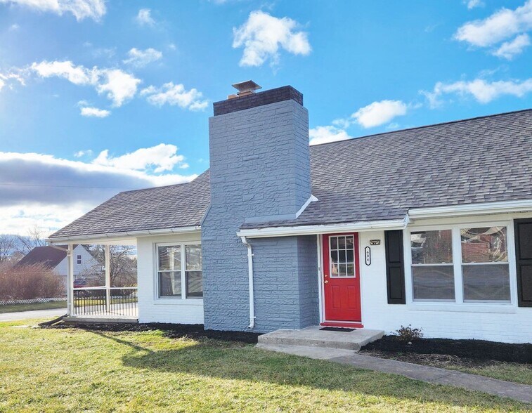 606 E Main Street Ext, Emmitsburg, MD for sale - Primary Photo - Image 1 of 27