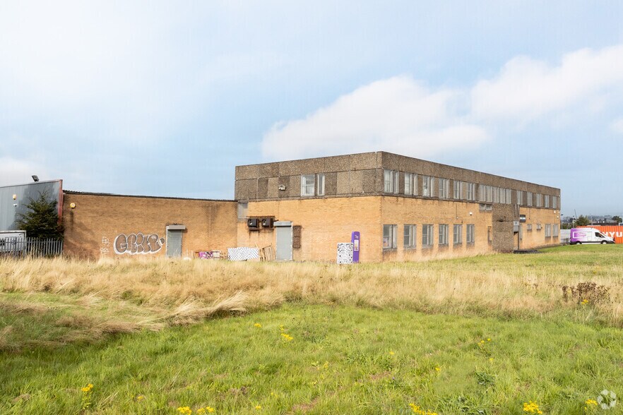 201 Glasgow Rd, Rutherglen à vendre - Photo du bâtiment - Image 1 de 4