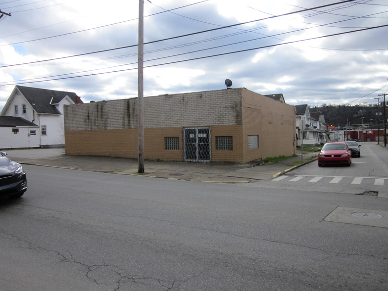 757 Washington St W, Charleston, WV for sale - Building Photo - Image 1 of 1