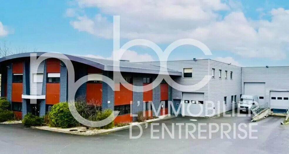 Flex dans Fleurieux-sur-l'Arbresle à louer - Photo du bâtiment - Image 1 de 1