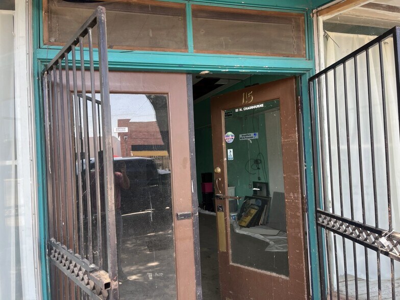 115 N Chadbourne St, San Angelo, TX for sale - Building Photo - Image 2 of 9